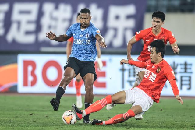 英超-哈兰德破门福登双响 曼城6-0伊普斯维奇